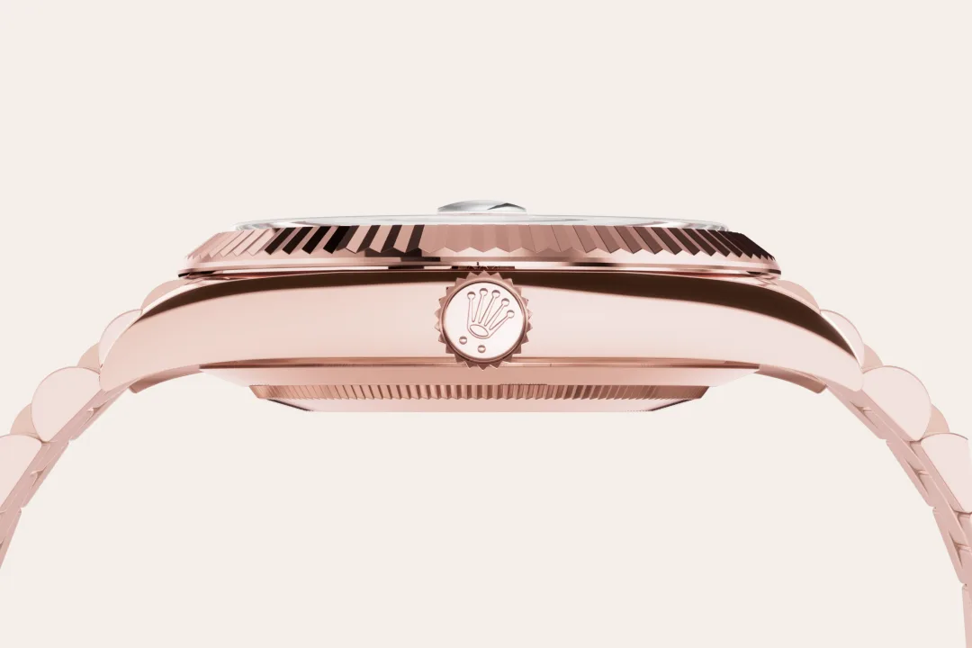 18 kt Everose-goud